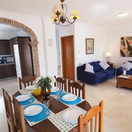 Villa Paradise - Victoria