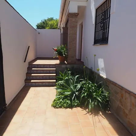 Villa Paradise - Victoria *