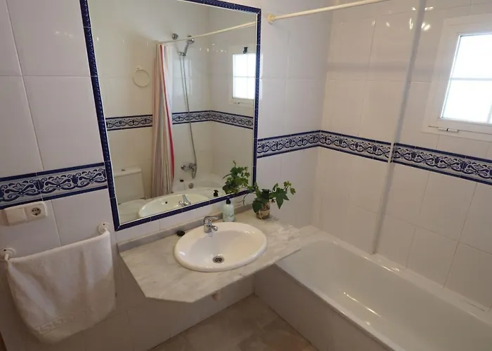 Paradise - Victoria *