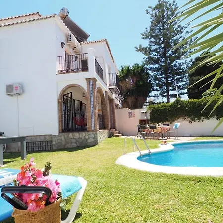 Villa Paradise - Victoria *