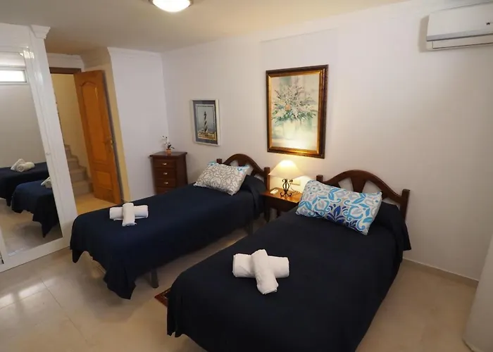 Paradise - Victoria Vila