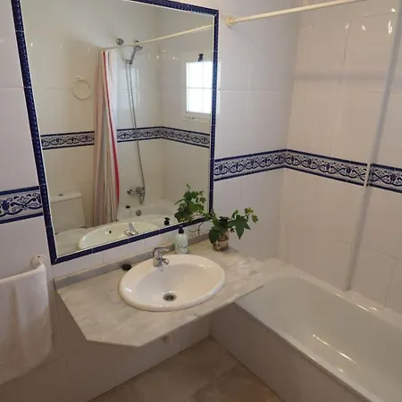 Paradise - Victoria *